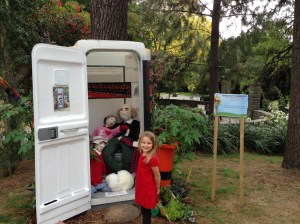Loo Art in Botanic Gardens